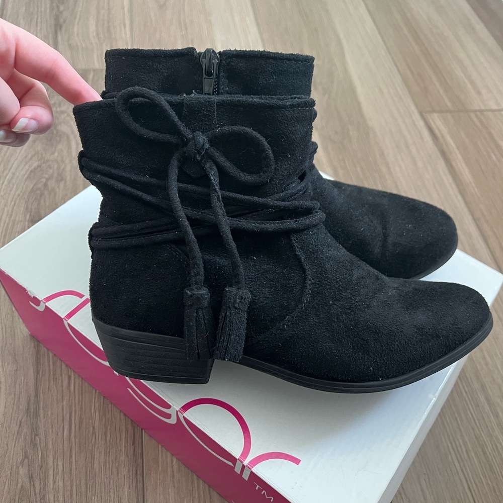 Sugar booties